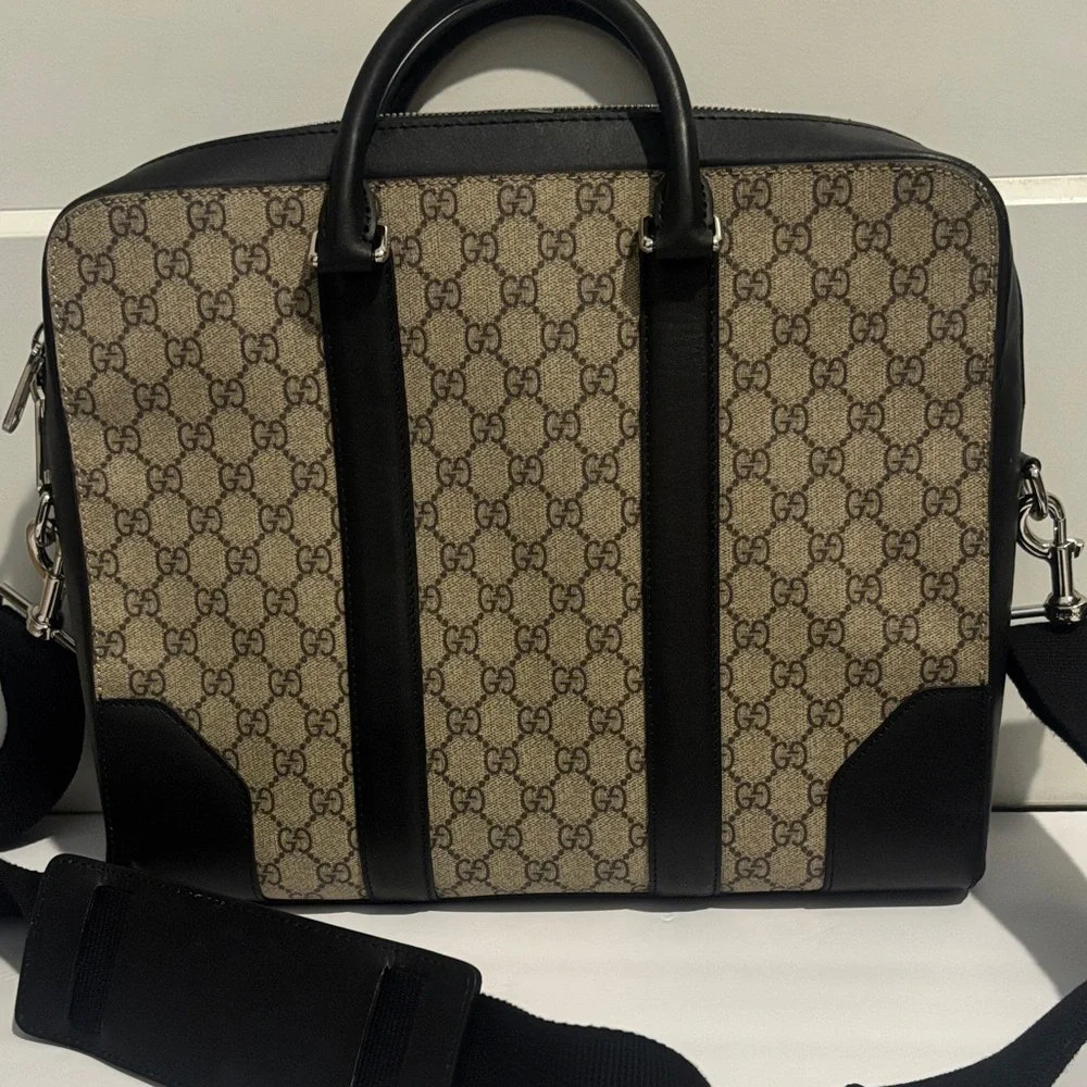 Gucci Beige and Black Briefcase - Picture 6 of 16